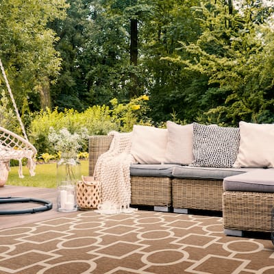 SAFAVIEH Courtyard Lilya Indoor/ Outdoor Waterproof Patio Backyard Rug