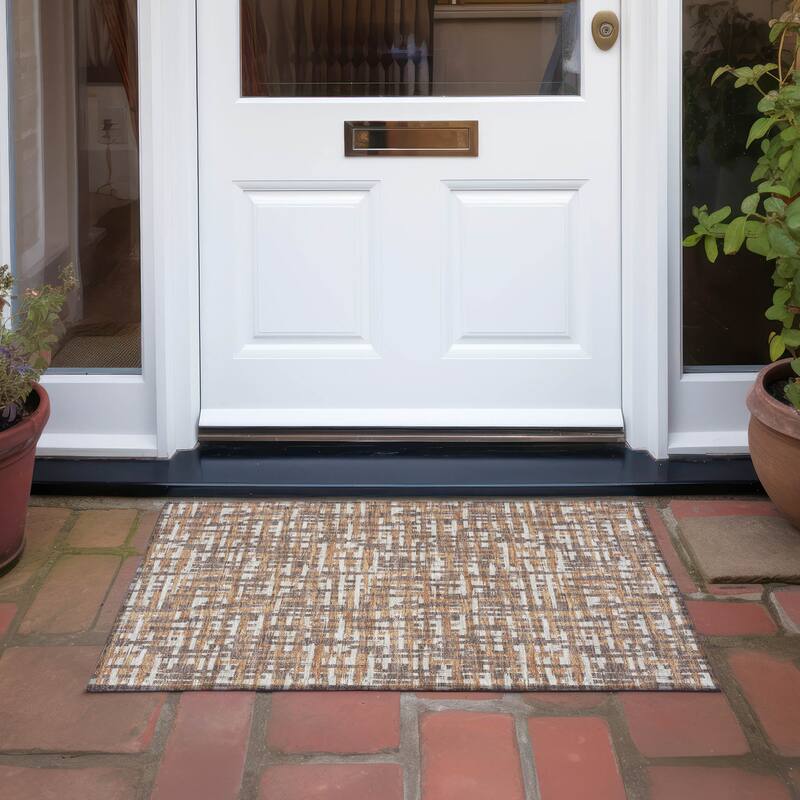 Machine Washable Indoor/ Outdoor Modern Crosshatch Chantille Rug