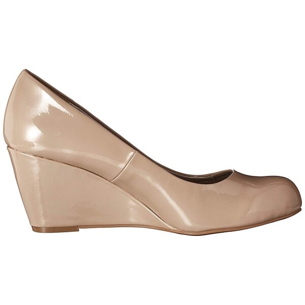 cl by laundry nima wedge pump