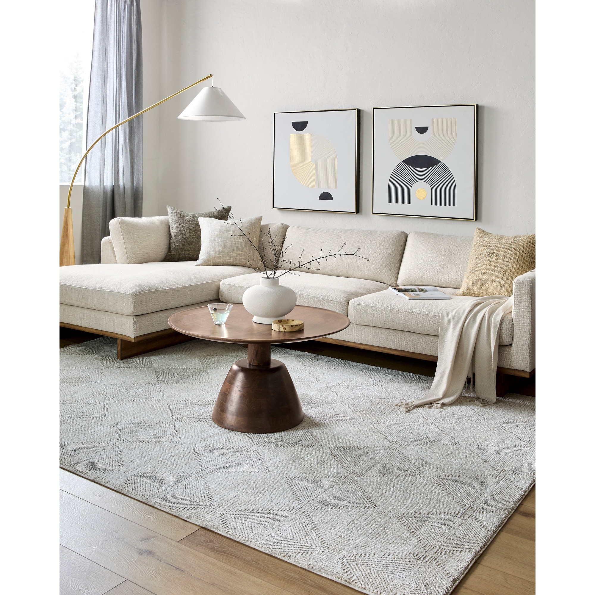 Livabliss Masterpiece Traditional Area Rug