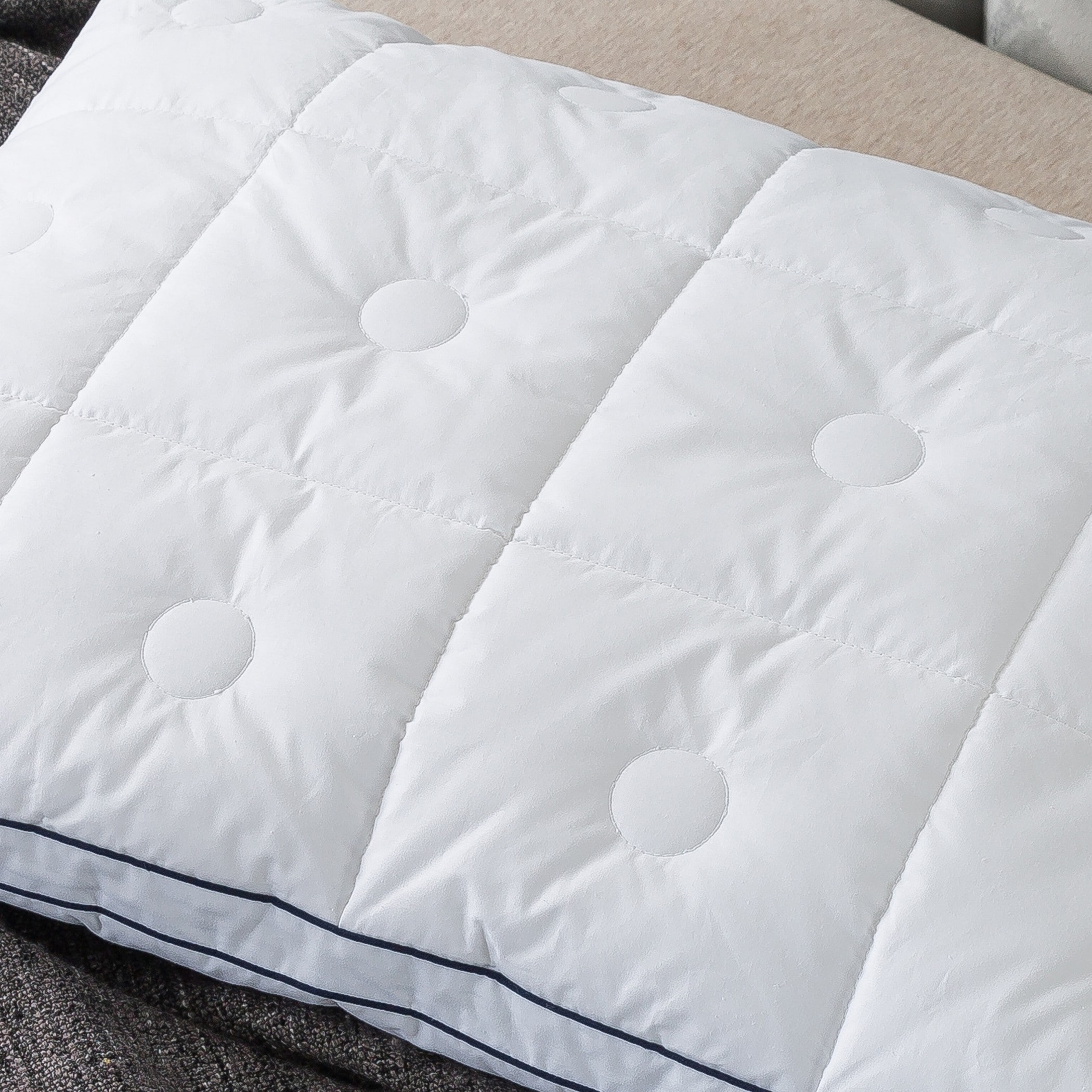 Royal velvet pillows bed bath and beyond best sale