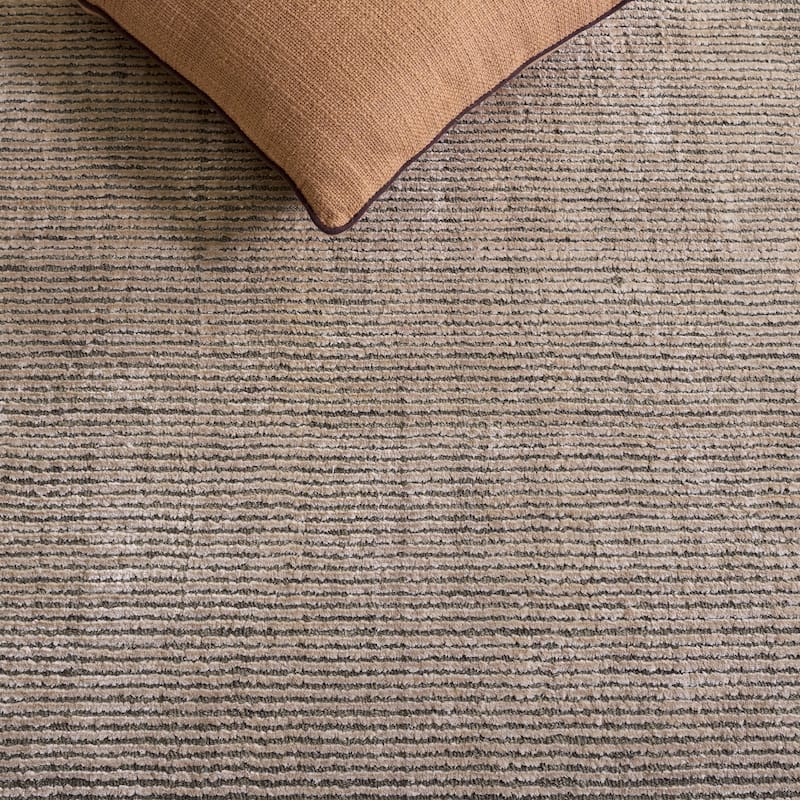 SAFAVIEH Handmade Mirage Helly Modern Abstract Viscose Rug