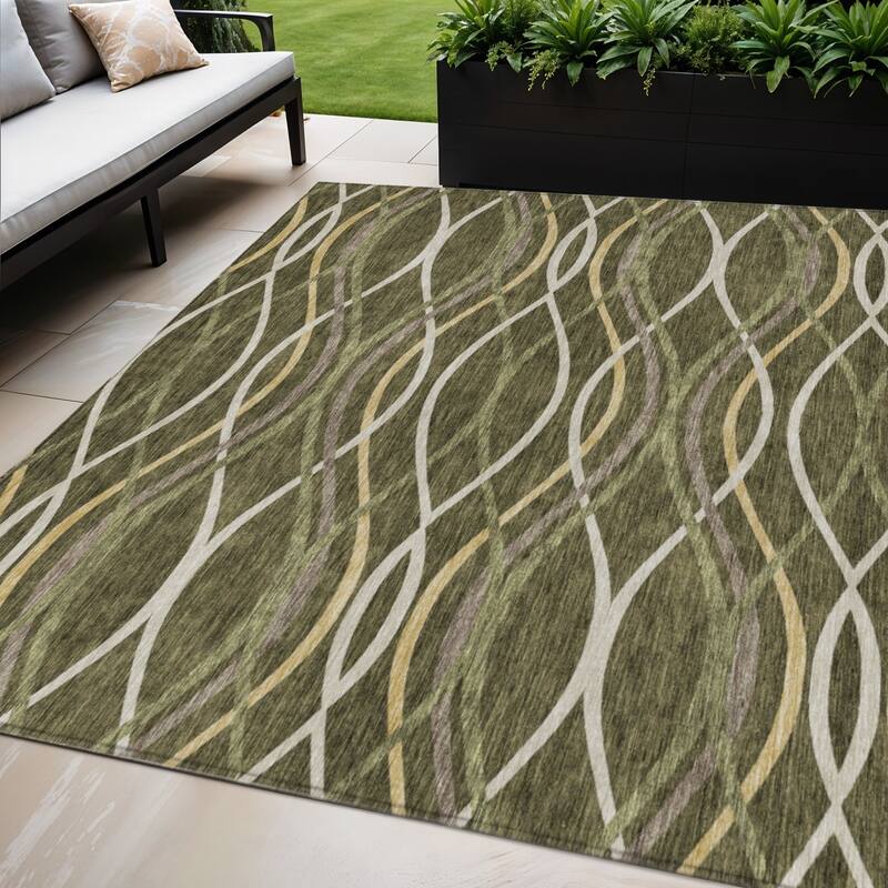 HomeRoots Abstract Transitional Rectangle Outdoor Rug - 5' X 8'