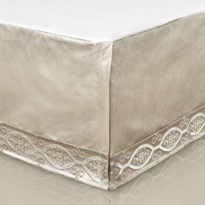 J. Queen New York Amaretto Comforter Set