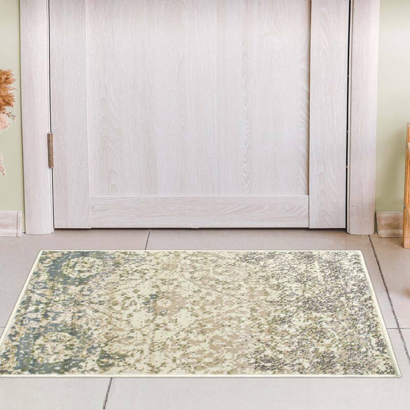 Superior Pendleton Traditional Floral Indoor Runner or Area Rug