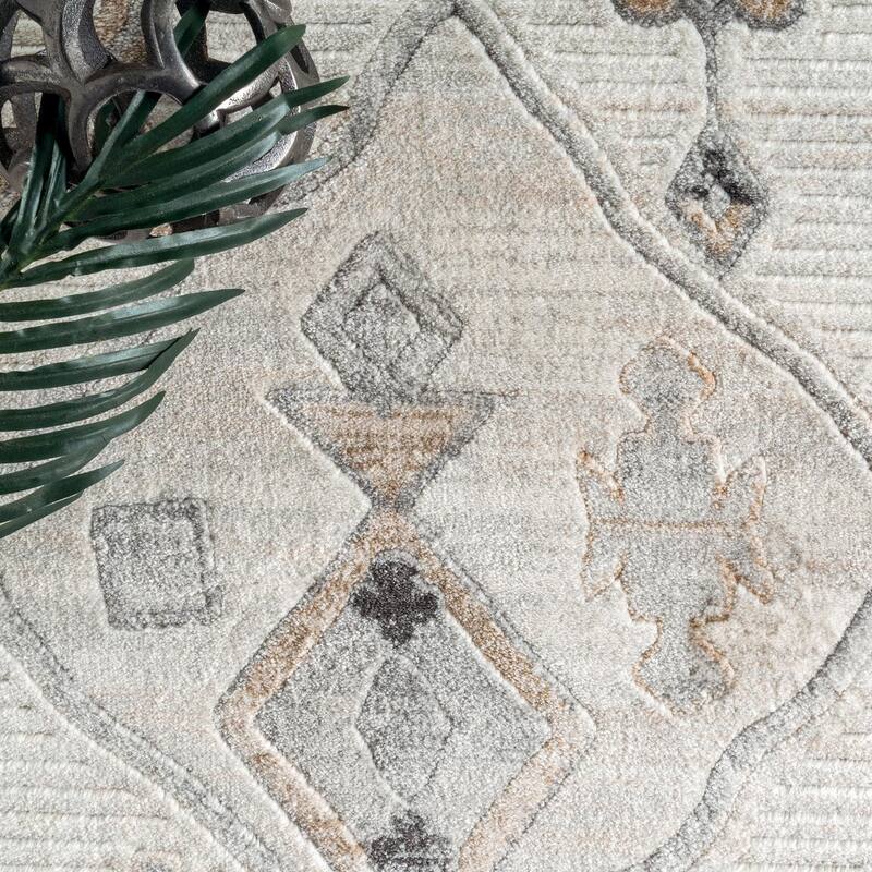 Nuloom Hunter Tribal Area Rug