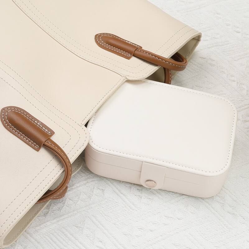 Travel Jewelry Box for Women Gifts, Portable PU Leather Jewelry Organizer Storage Display Holder for Earring Necklace