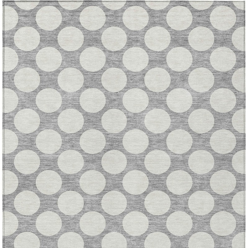 HomeRoots Polka Dot Transitional Rectangle Outdoor Rug
