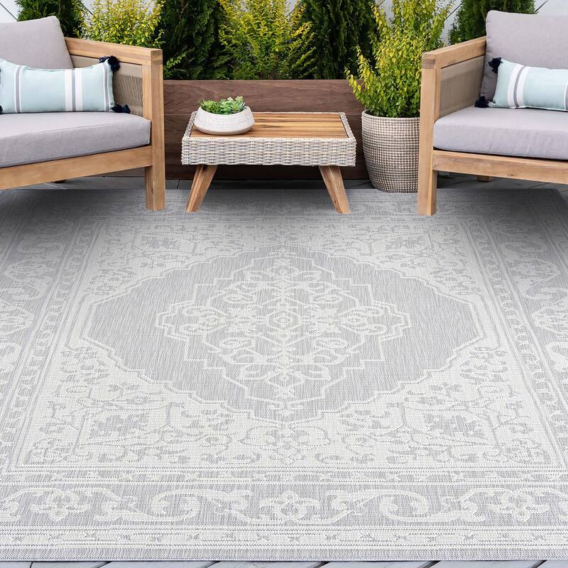 Exo Coastal Oriental Indoor/Outdoor Area Rug - 5'3'' x 7'3'' - Gray/Cream