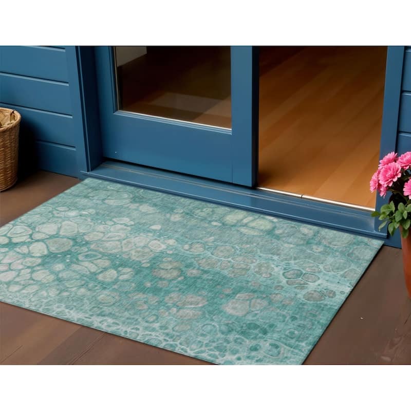 HomeRoots Abstract Transitional Rectangle Outdoor Rug - 3' x 5'