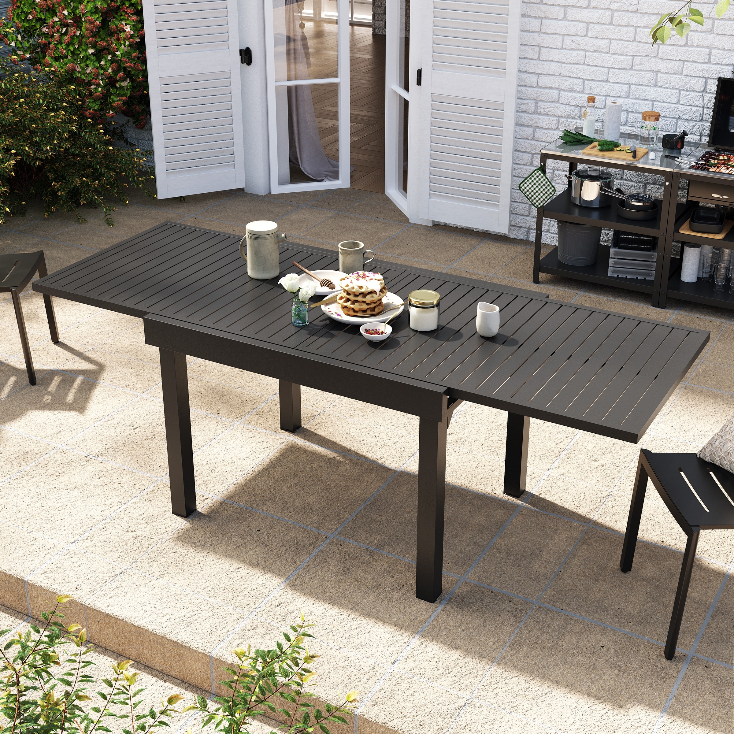 VredHom Aluminum Extendable Outdoor Patio Dining Table - 82.7" / 41.3" (L) x 31.5" W x 29.5" H
