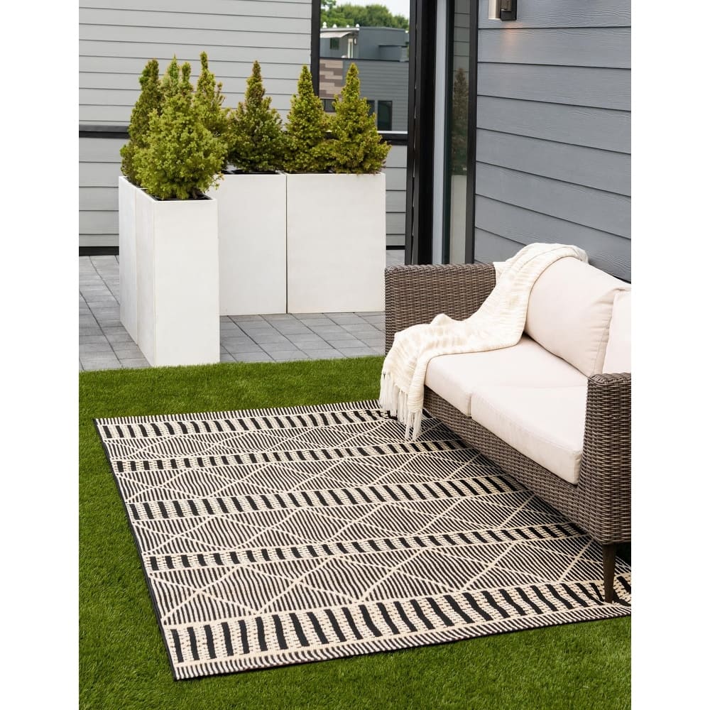 Outdoor Khence Collection Area Rug