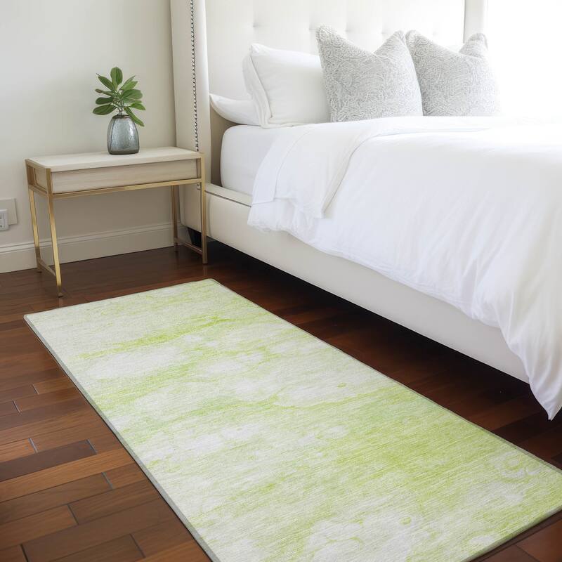 Machine Washable Indoor/ Outdoor Chantille Abstract Modern Rug - Aloe - 2'3" x 7'6"