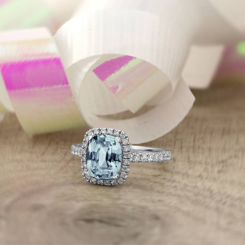 Auriya 1 1/8ct Cushion-cut Aquamarine and Halo Diamond Engagement Ring 3/8ctw 14k Gold