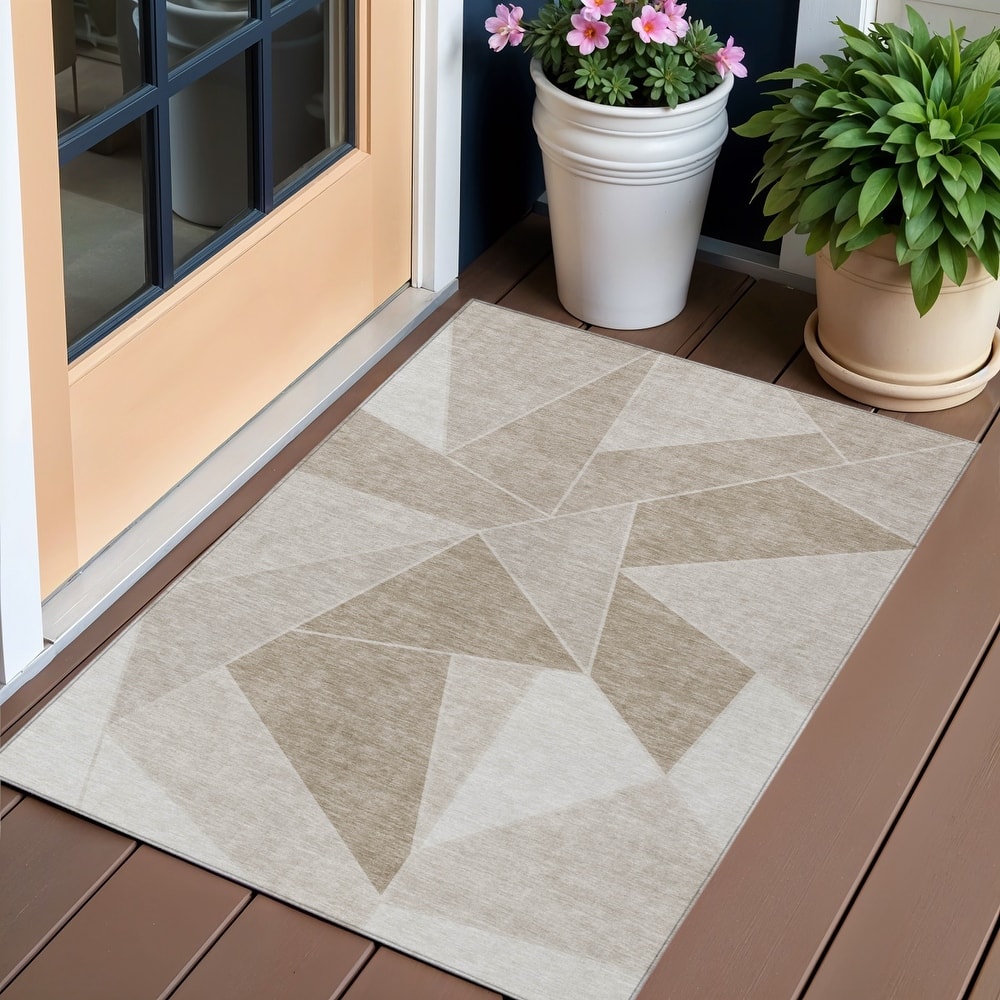 HomeRoots Geometric Transitional Rectangle Outdoor Rug