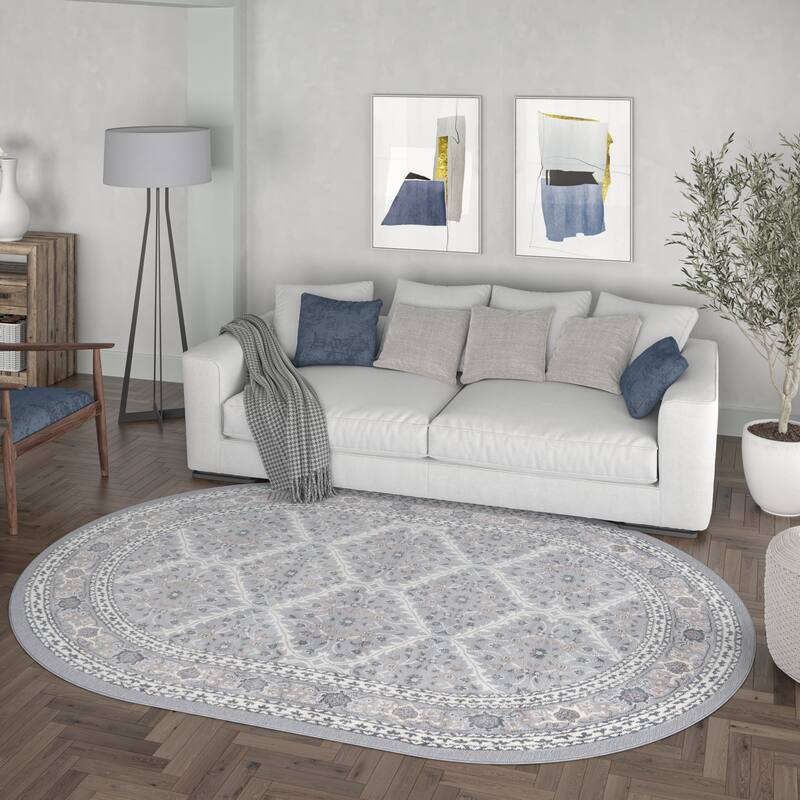 Carrington Traditional Oriental Indoor Area Rug