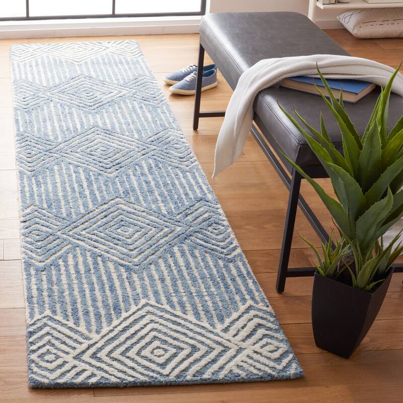 SAFAVIEH Handmade Metro Ritva Diamond Wool Rug - 2'3" x 9' Runner - Blue/Ivory