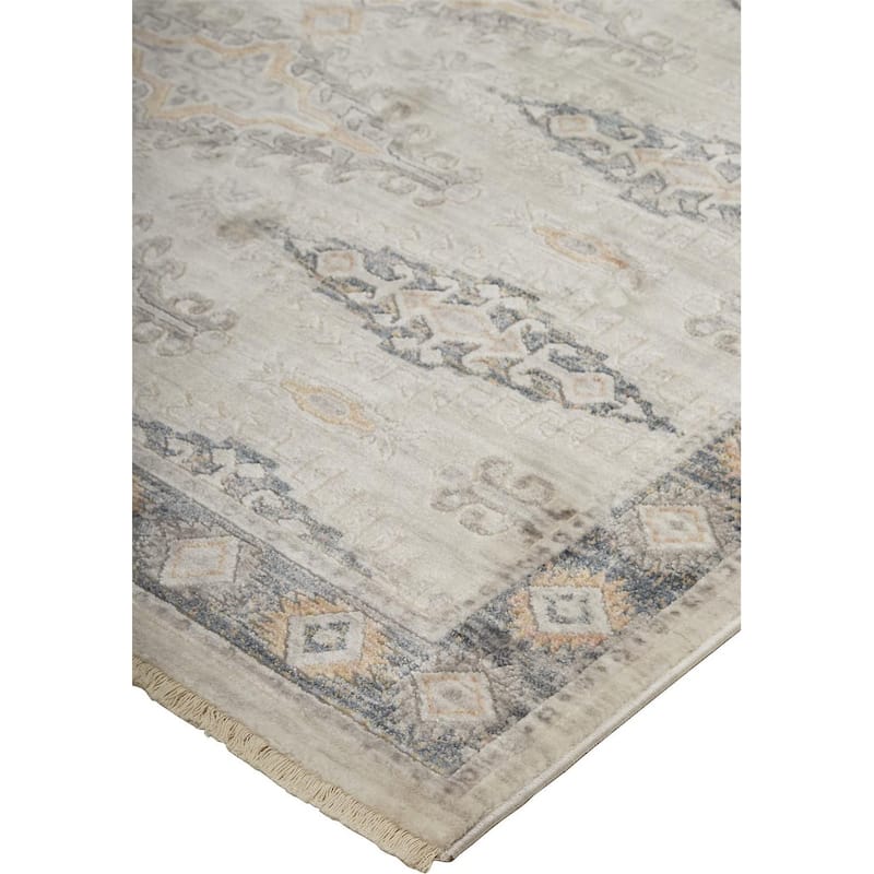 Xawa Floral Traditional Non Skid Stain Resistant Woven Area Rug By HomeRoots - 4' x 6'