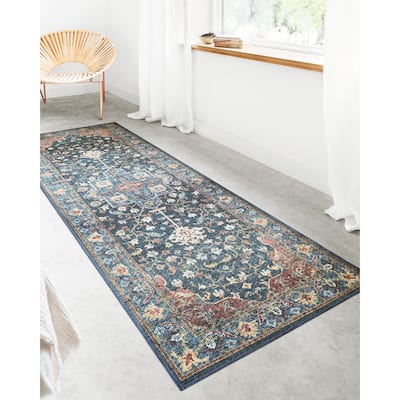 Alexander Home Leanne Traditional Distressed Persian Printed Area Rug