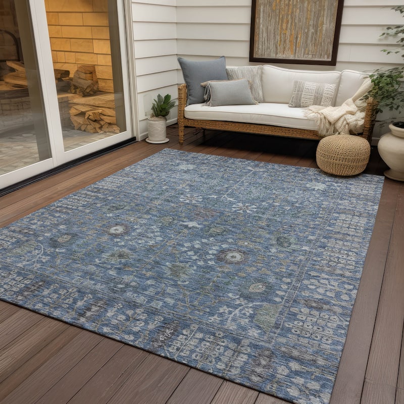 Machine Washable Indoor/ Outdoor Traditional Classic Chantille Rug