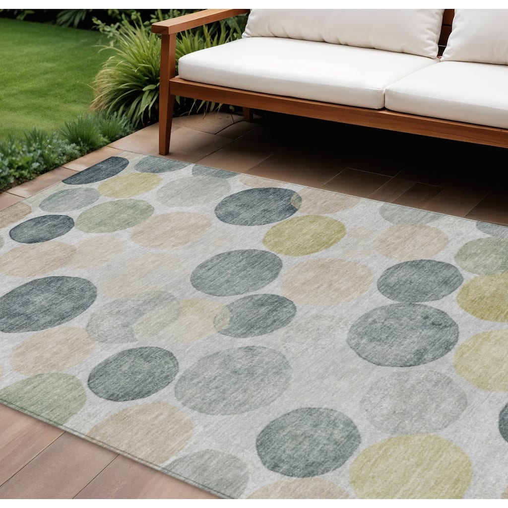 HomeRoots Geometric Transitional Rectangle Outdoor Rug