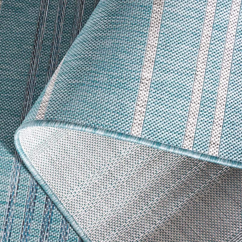 SAFAVIEH Courtyard Jeannet Indoor/Outdoor Stripe Rug