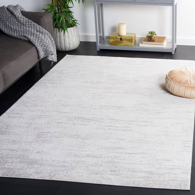 SAFAVIEH Hanna Leisha Contemporary Rug - 5'3" x 7'6" - Ivory/Light Grey