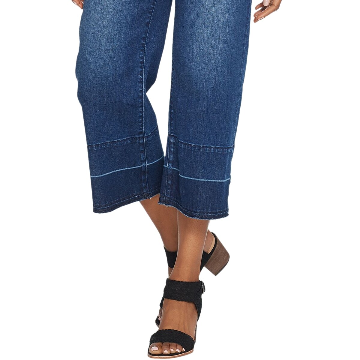 ladies frayed hem jeans