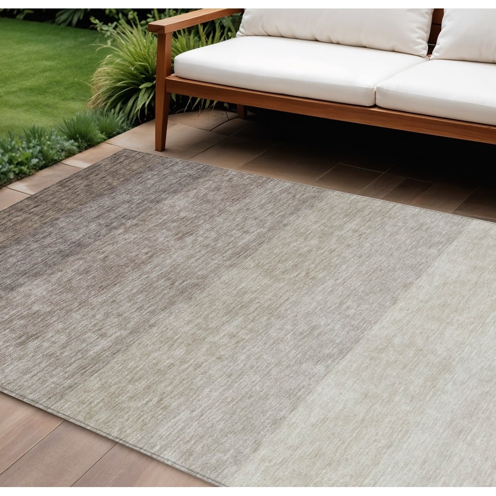 HomeRoots Ombre Transitional Rectangle Outdoor Rug