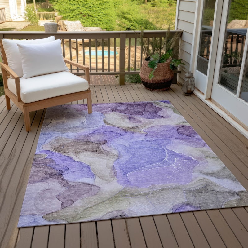 Machine Washable Indoor/ Outdoor Chantille Watercolor Purple Rug