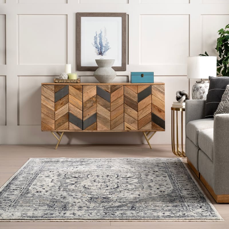 Nuloom Oliveira Floral Medallion Fringe Area Rug