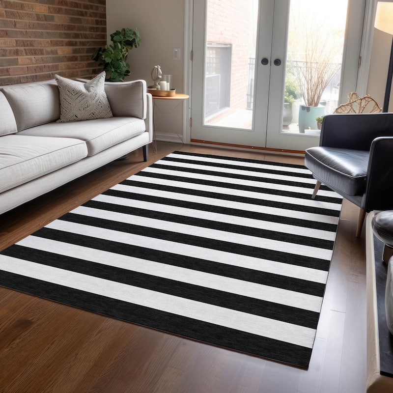 Machine Washable Indoor/ Outdoor Cabana Stripe Chantille Rug