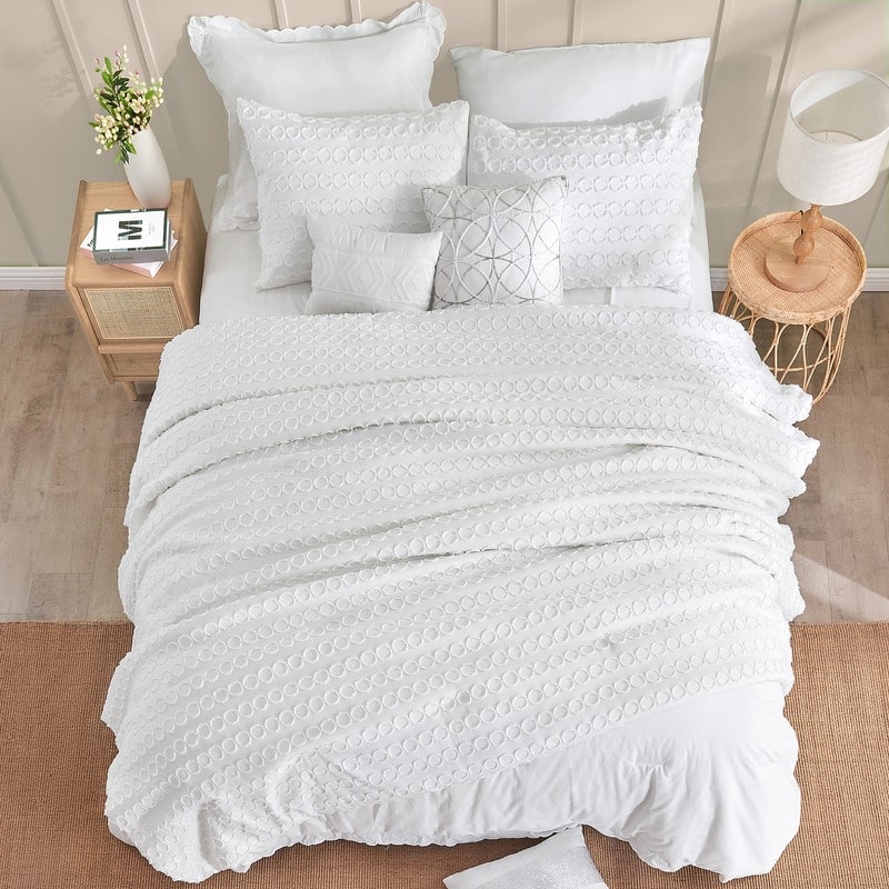 Wonderful Jacquard 8-Piece Comforter Set Clip Circle Design Bed in A Bag Reversible for All Seasons