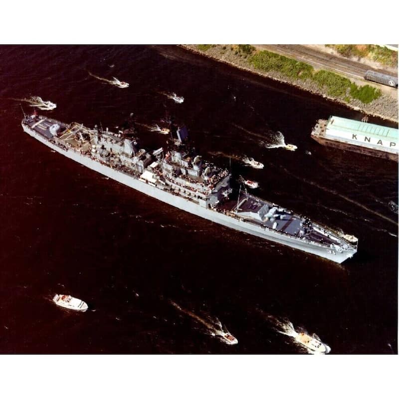 Belknap-class Cruiser large