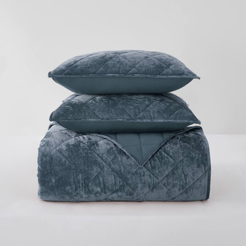 Beaute Living Diamond Velvet 3 Piece Quilt Set