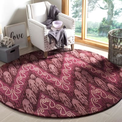 SAFAVIEH Handmade Ikat Domna Modern Wool Rug