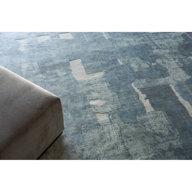 Papyrus Blue Wool/Bamboo Silk handloomed Area Rug