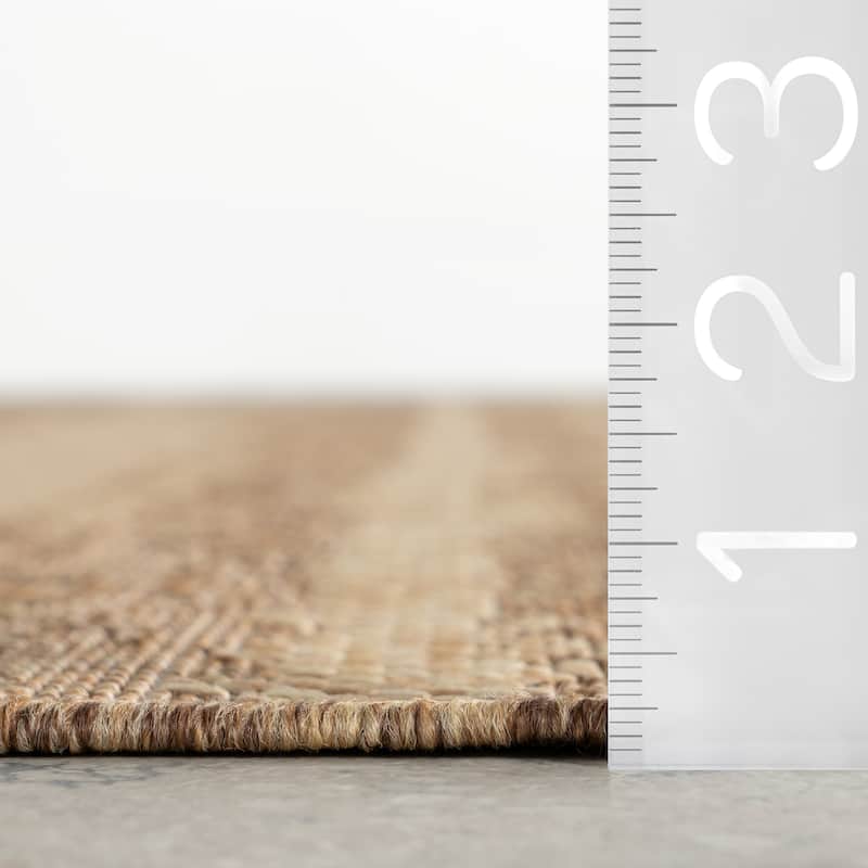 Nuloom Nellea Modern Indoor/Outdoor Area Rug