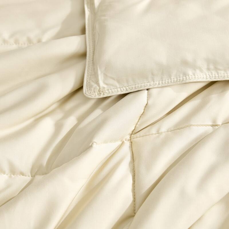 Menopleasing - Coma Inducer® Oversized Cooling Comforter Set.