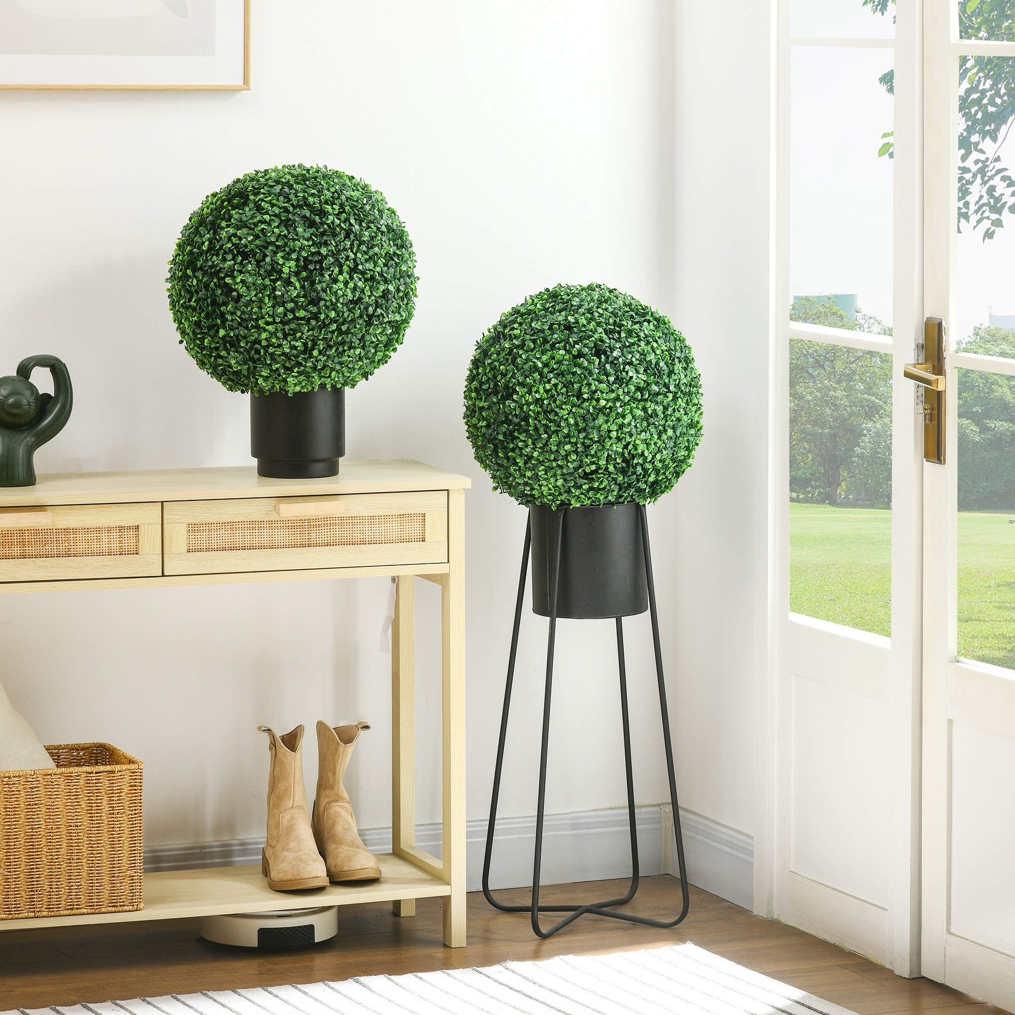 HOMCOM Set of 2 15.75 Inch Artificial Ball Boxwood Topiary Trees Balls, Indoor Outdoor Fake Plants for Home