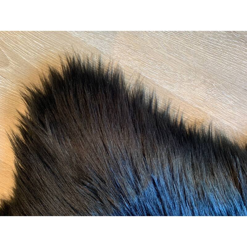 Ovella Home Premium Faux Sheepskin Shag Round Area Rug