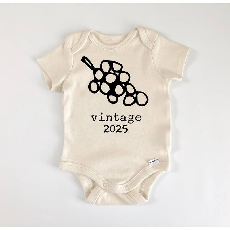 Vintage Wine Grapes - Baby Boy Girl Clothes Infant Bodysuit Funny Cute Newborn - Natural - Newborn