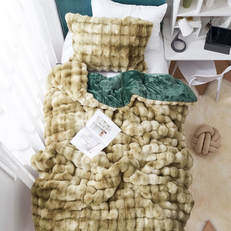 Snowball® Chunky Bunny - Coma Inducer® Oversized Comforter Set - Multi Moss Stone