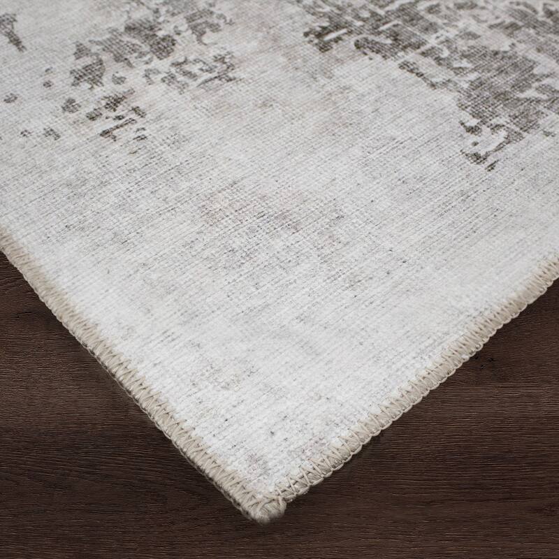 Chloe 3'3" x 4' ft Handwoven Indoor Rug, Grey - 3'3" x 4' ft