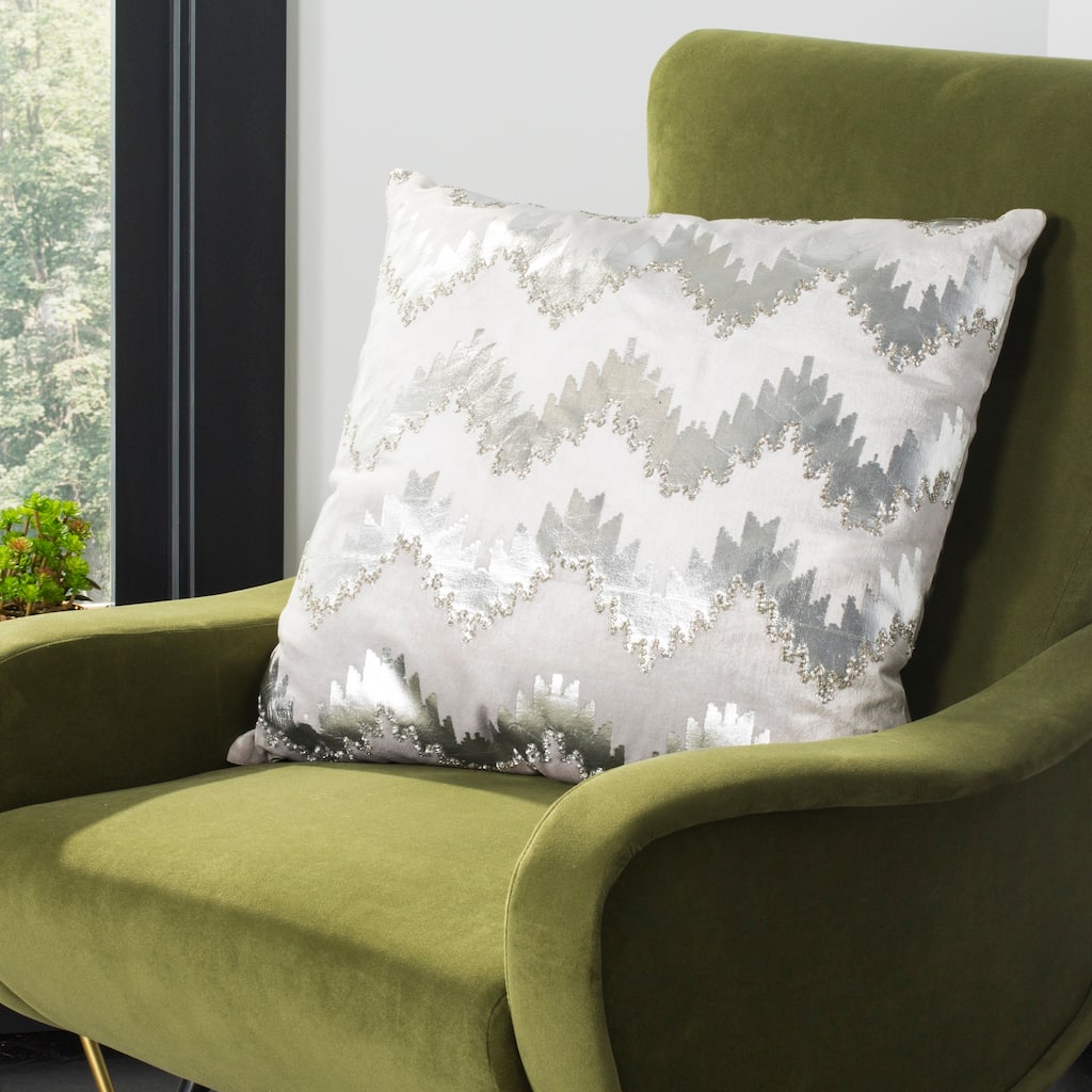 SAFAVIEH Two Color Braid 22-inch Flamestitch Silver Decorative Pillow