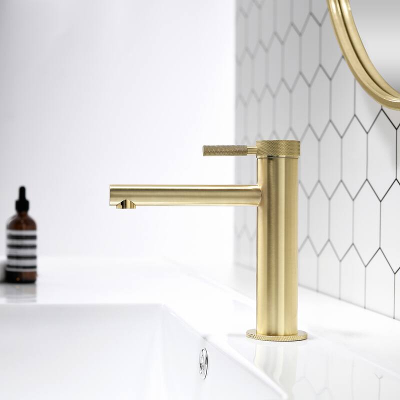7.13"H Solid Brass Single-handle Bathroom Sink Faucet