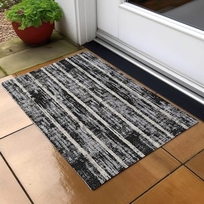 Machine Washable Indoor/ Outdoor Chantille Stripe Ombre Rug