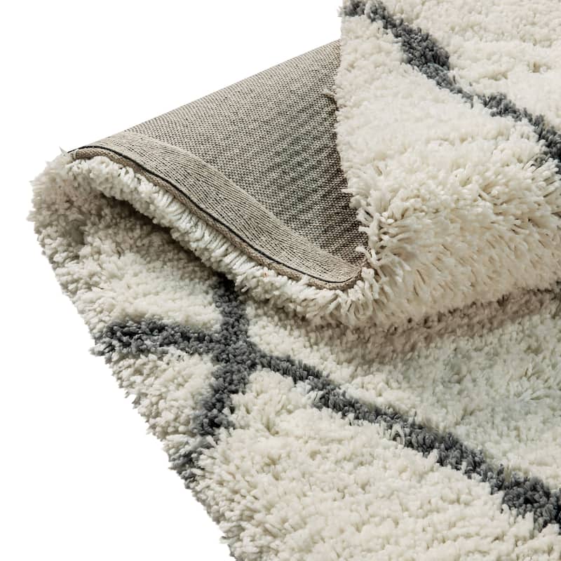 Shag Style Diamond Trellis Area Rug