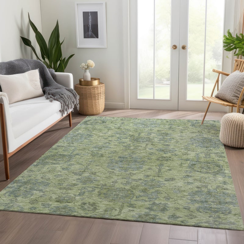 Machine Washable Indoor/ Outdoor Vintage Traditional Chantille Rug