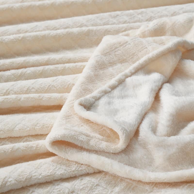 Superior Alaska Quilted Diamond Plush Fleece Blanket For Couch or Bed